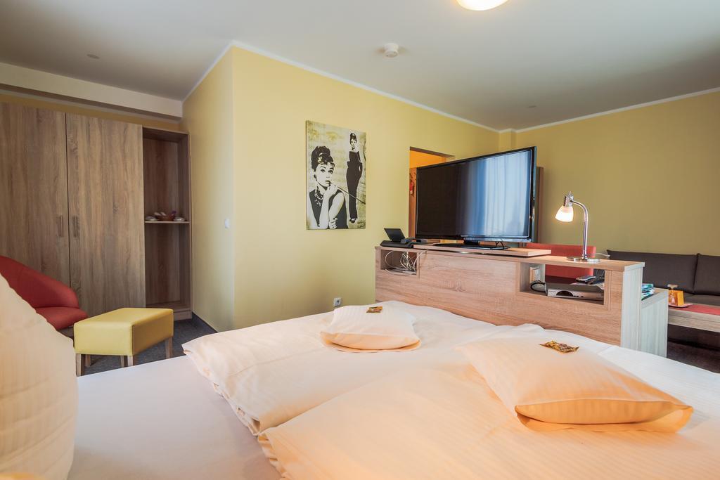 Hotel Kasserolle Ζίγκμπουργκ Δωμάτιο φωτογραφία